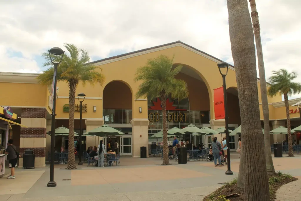 Outlet mall eetgelegenheden