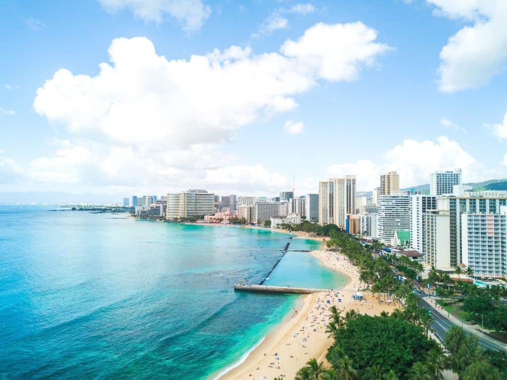 Skyline van Honolulu met Waikiki Beach, Hawaii