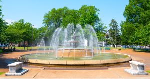 Wilson Park fontein in Florence Alabama op zonnige dag