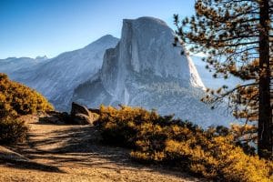 Half Dome in ochtendlicht in Yosemite, Mariposa California