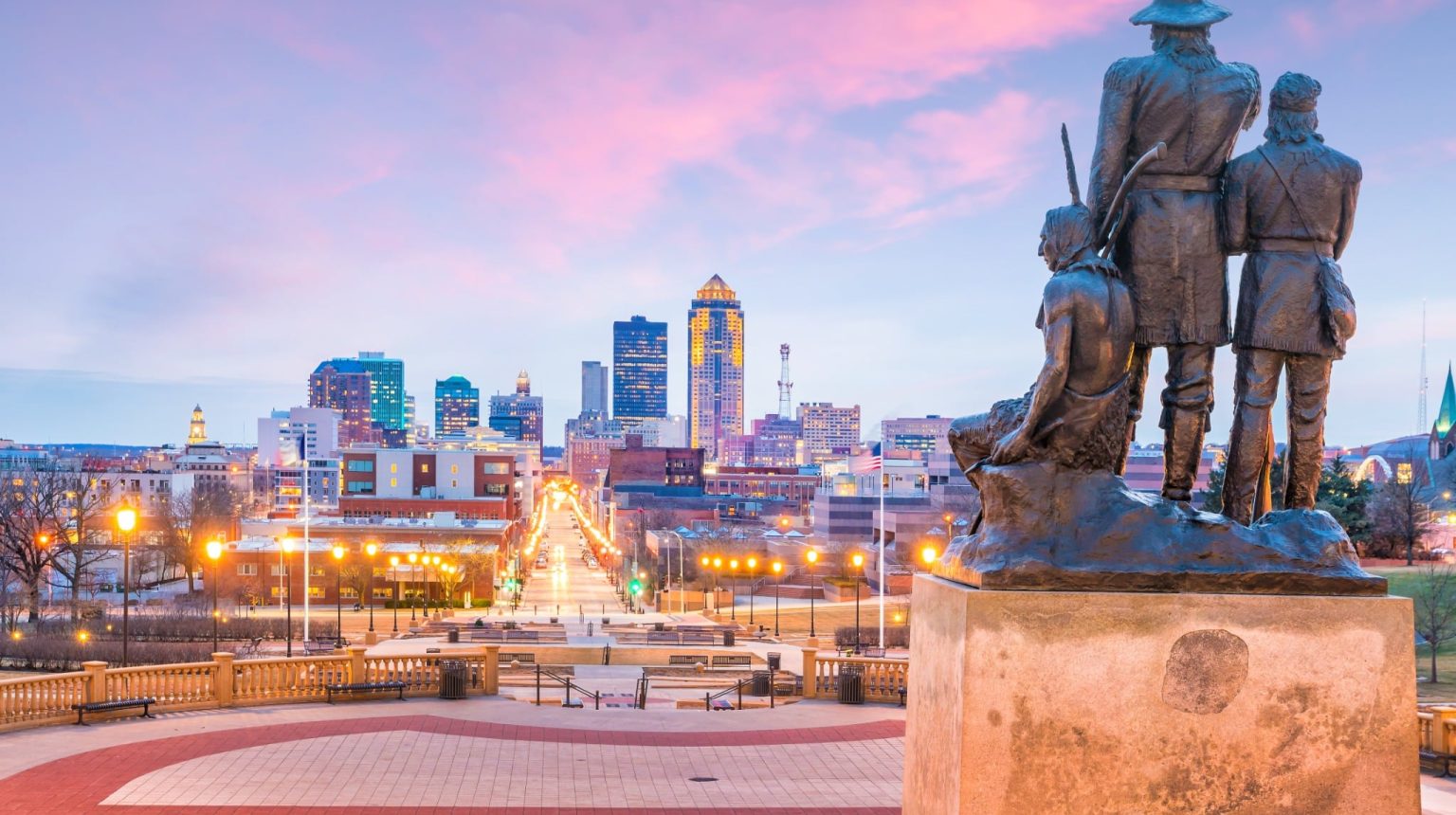 Standbeeld met uitzicht op Des Moines, Iowa