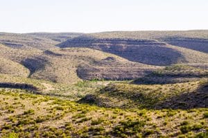 Droog heuvellandschap in Carlsbad, New Mexico