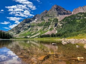 Maroon Bells met meer in Aspen, Colorado