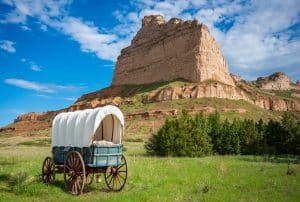 Scotts Bluff in Nebraska met pionierswagen