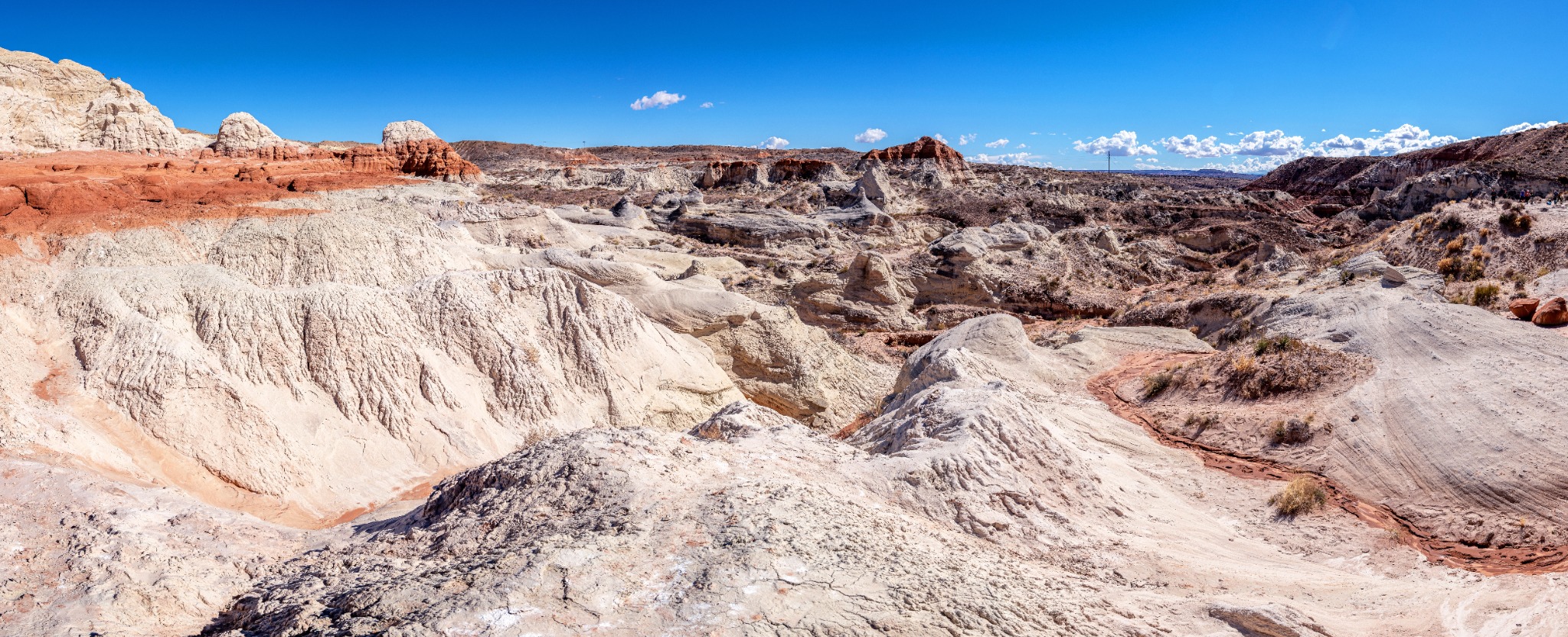 Witte en rode rotsformaties bij Kanab in Utah