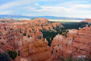 Smalle rotstorens in Bryce Canyon in Utah