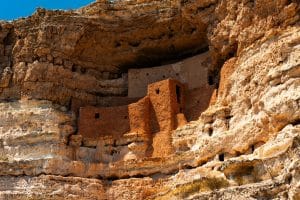 Montezuma Castle Sedona Arizona in rotswand