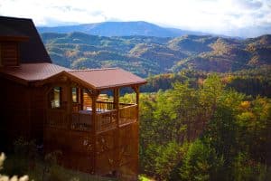 Houten berghut met uitzicht in Blue Ridge Georgia