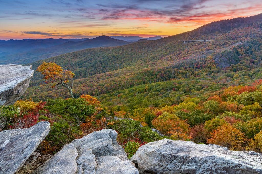 Uitzicht op de Blue Ridge Mountains in North Carolina in de herfst