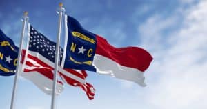 Vlag van North Carolina in de wind in Charlotte