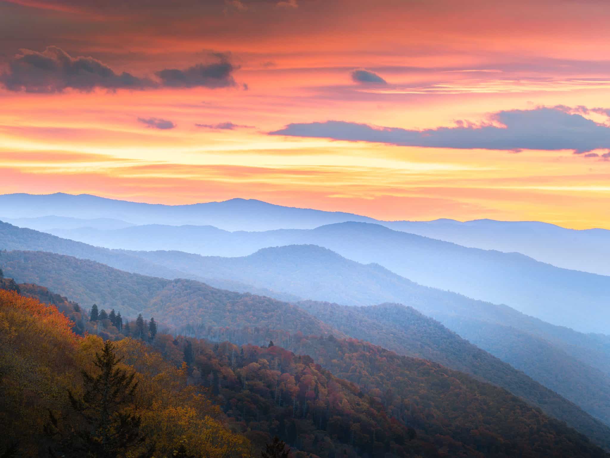 Bergen van de Great Smoky Mountains bij zonsondergang