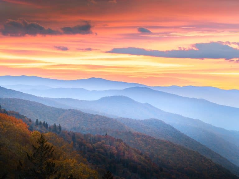 Bergen van de Great Smoky Mountains bij zonsondergang