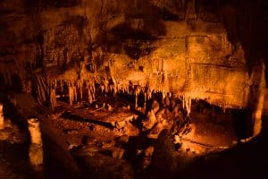 Ondergrondse druipsteengrot in Mammoth Cave, Kentucky