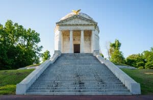 Burgeroorlogmonument met trappen in Vicksburg