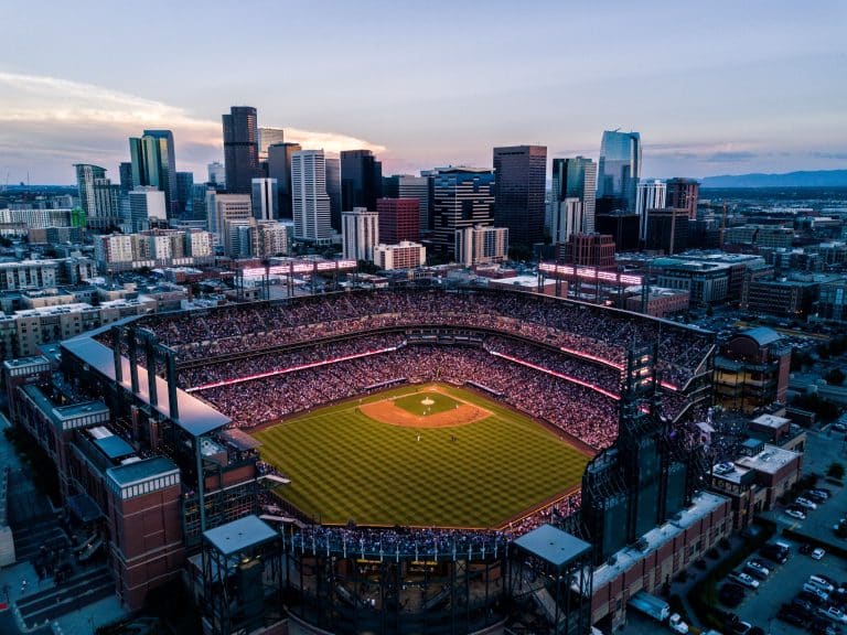 Coors Field stadion Denver bij avond