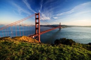 Golden Gate Bridge vanaf uitzichtpunt in San Francisco, California (Californië & Florida Highlights)