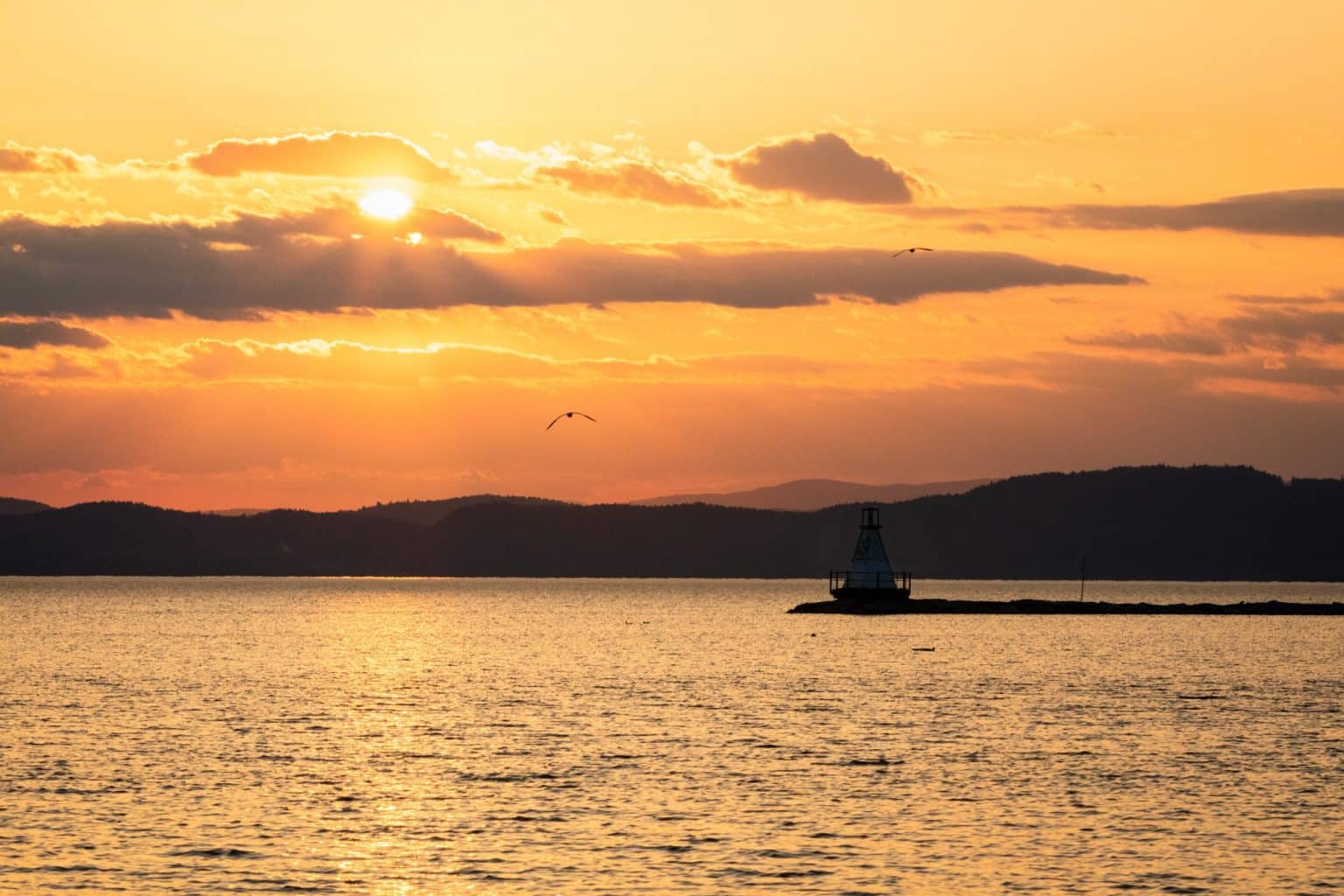 Zonsondergang bij Lake Champlain in Burlington Vermont