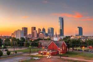 skyline van Oklahoma City bij zonsondergang, Oklahoma