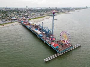 Pleasure Pier in Galveston Texas met attracties