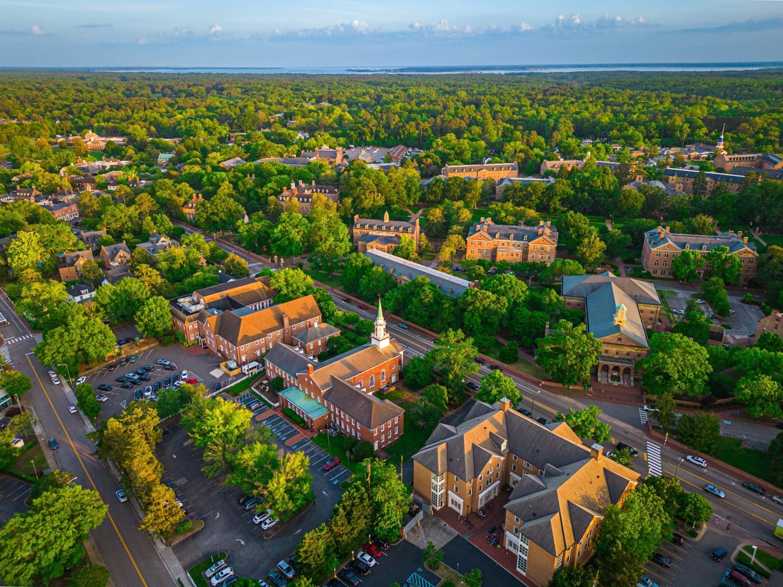 Luchtfoto van historisch centrum Williamsburg, Virginia
