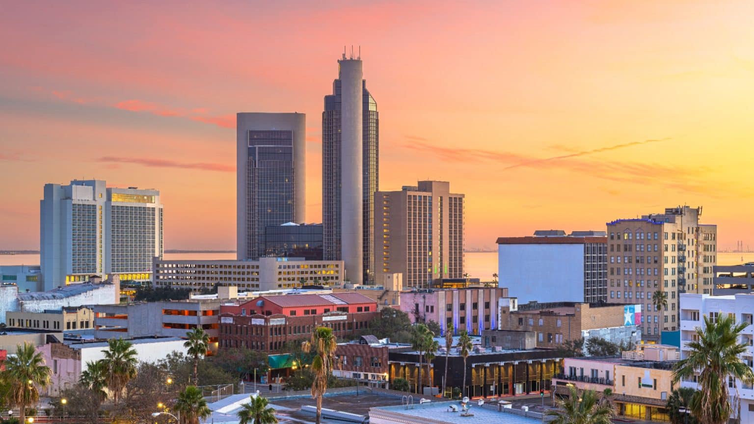 Skyline Corpus Christi Texas bij zonsondergang