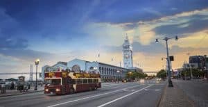 Big Bus Tour bij de Ferry Building in San Francisco