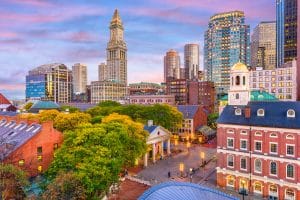 Uitzicht over Faneuil Hall met de skyline van Boston