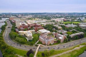 Luchtfoto van de Harvard University campus in Cambridge
