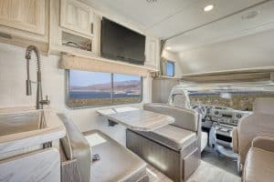 Badkamer El Monte C-Large camper
