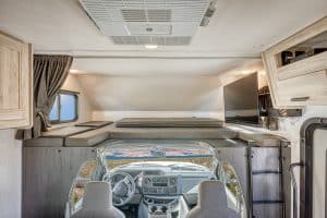 Alkoofbed El Monte C-Medium camper