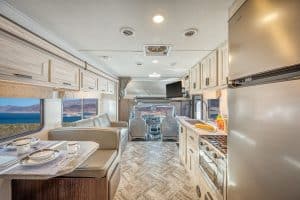 Woonruimte El Monte FS Family Sleeper camper