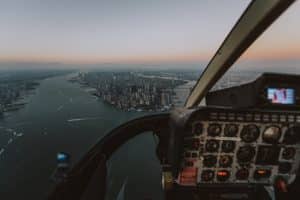 Luchtfoto van Manhattan in New York gezien vanuit een helikopter