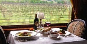 Diner in de Napa Valley Wine Train, Californië