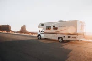 El Monte C-Medium bij zonsondergang in Monument Valley Utah