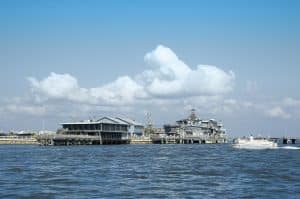 Kustplaats Cedar Key aan zee in Florida