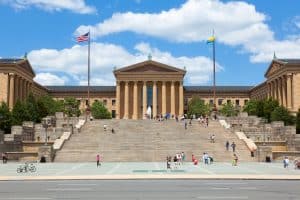 Philadelphia Museum of Art in Philadelphia met brede trappen