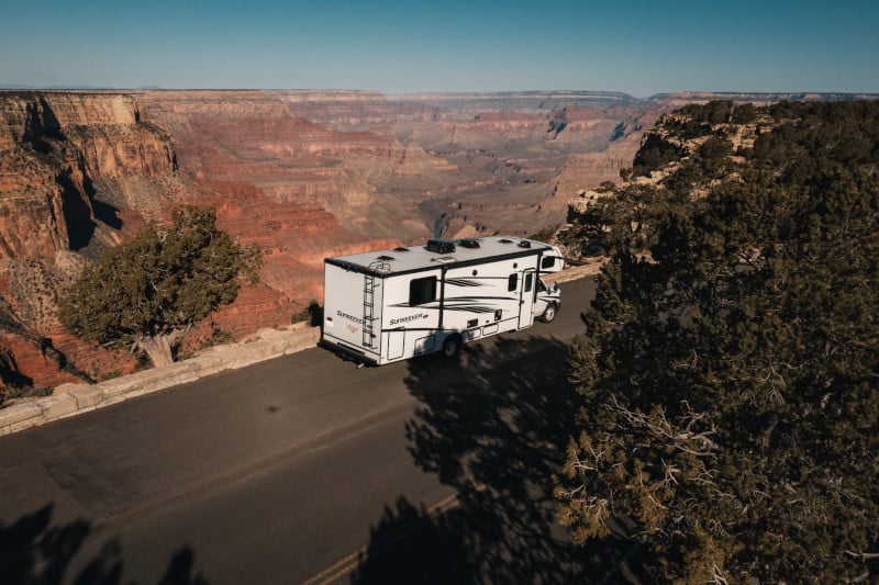 Road Bear C29-31 camper bij canyon
