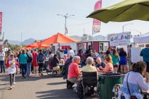 Foodmarkt met mensen Anchorage Alaska