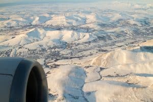 Sneeuwtoendra bij Nome Alaska vanuit vliegtuig