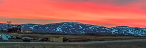 Meer bij zonsondergang in Nome Alaska