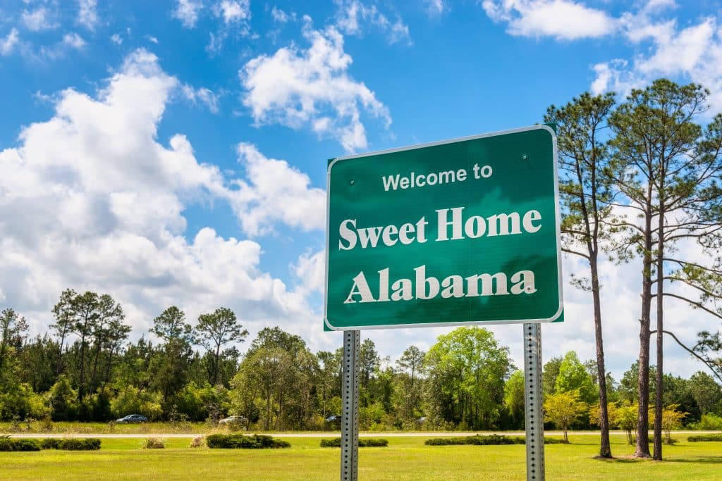 Welcome to Sweet Home Alabama bord langs weg