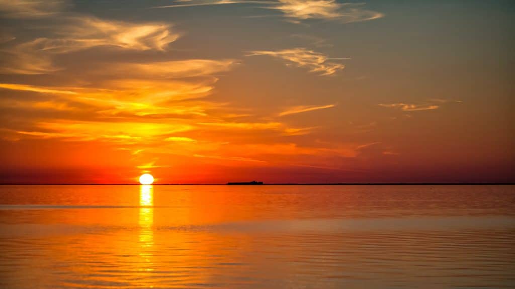 Zonsondergang boven water Fairhope Alabama