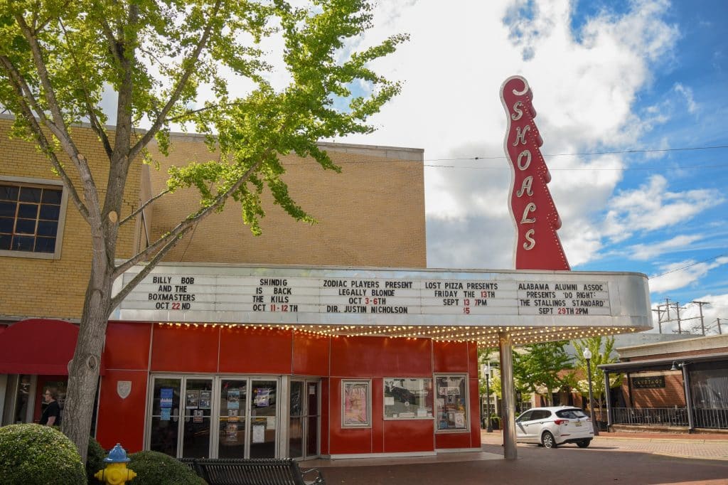 Shoals Theater gevel in Florence Alabama
