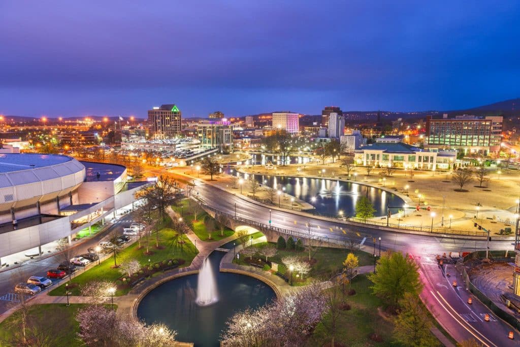 Huntsville avond skyline verlichting