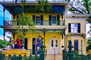 carnival museum gebouw met balkon Mobile Alabama