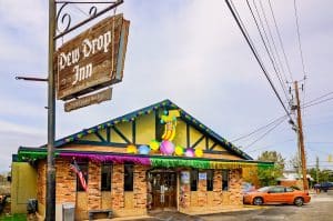 bord van seafood restaurant langs weg Mobile Alabama