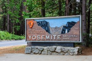 Yosemite National Park bord bij ingang Californië