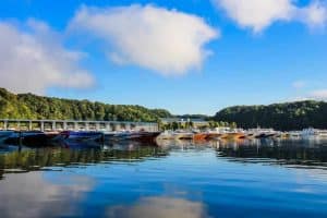 Boten op Lake Cumberland tijdens autorondreis Kentucky